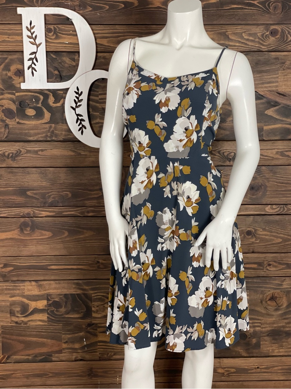 Old Navy | Floral Spaghetti-Strap Mini Dress Smocked Bodice V-Neck Cami